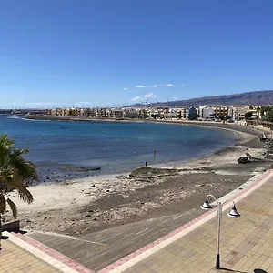 Colors, Tu Casa En La Playa Arinaga